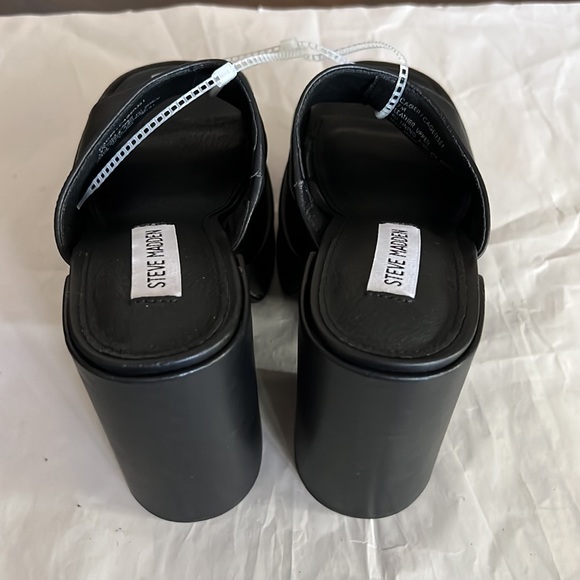 Steve Madden Cagey Leather Double Platform Sandals. - Picture 8 of 11